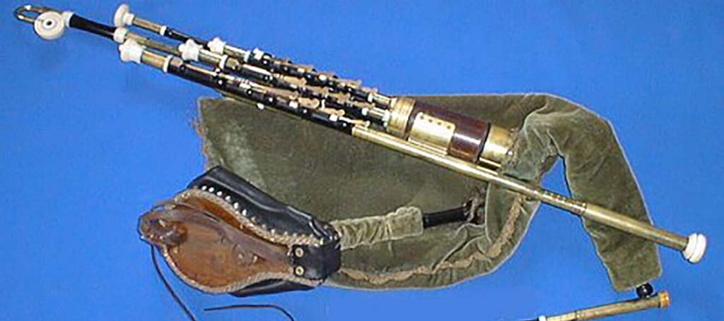 uilleann pipes