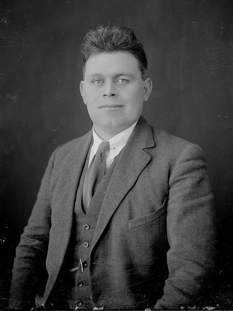 Dan Breen, nationalist revolutionary and politician, is born near Soloheadbeg, Co. Tipperary