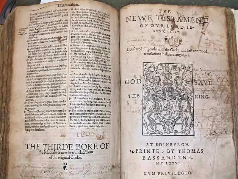Bassandyne Bible